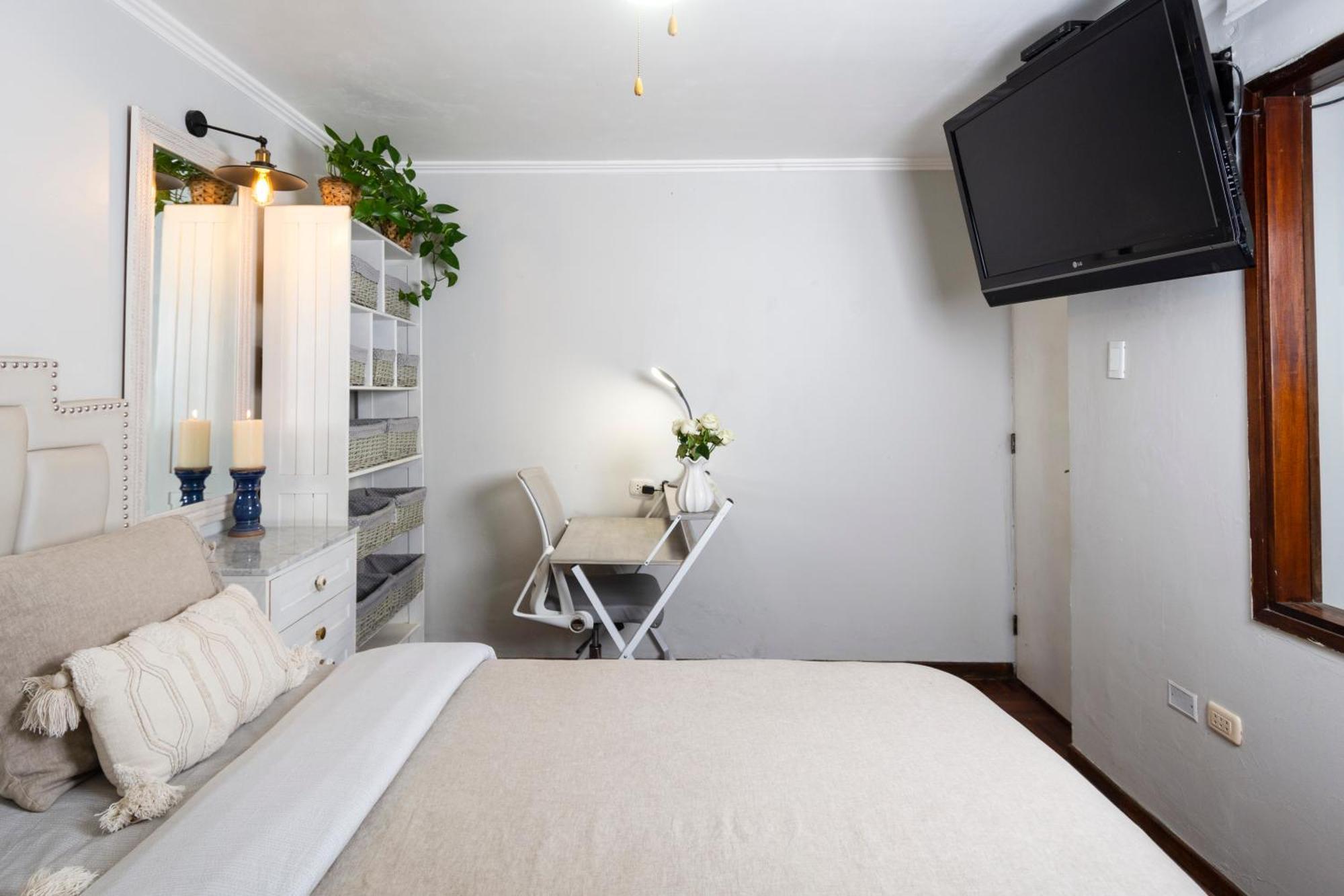 Séjour chez l'habitant Casa Ramos Salamanca - Airport Pick Up And Drop Off Service - *